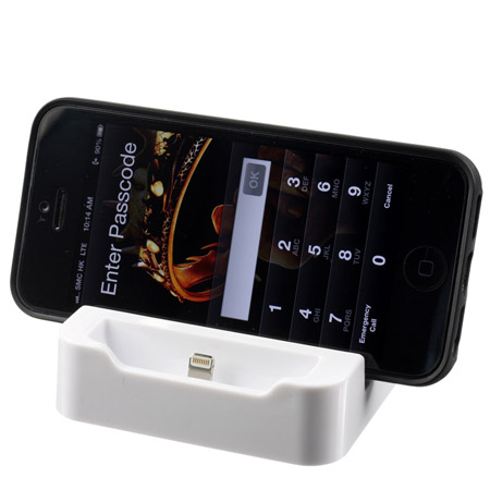 Βαση Φορτισης Classic Dock Για Apple iPhone 5 Ασπρη Με 8 pin Υποδοχη Χωρις Καλωδιο