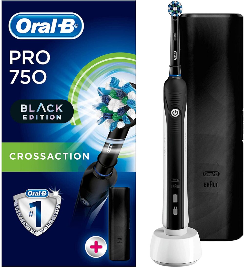Oral-B Toothbrush PRO 750 CrossAction with Travel Case Black