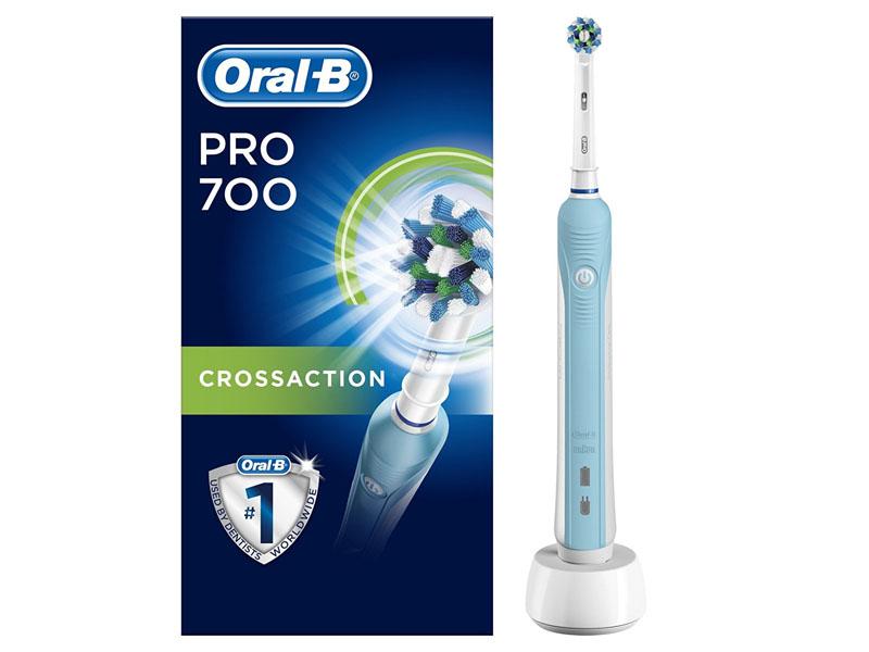 Oral-B Toothbrush Pro700 Cross Action
